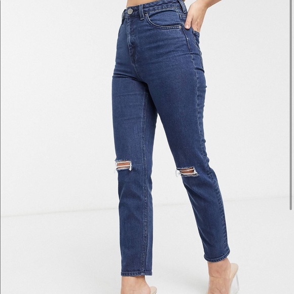 ASOS high rise slim fit mom jean with knee slits - Picture 2 of 5